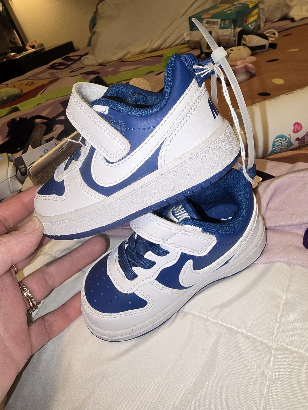 Nike Kids' White & Blue Low-Top Sneakers - Velcro